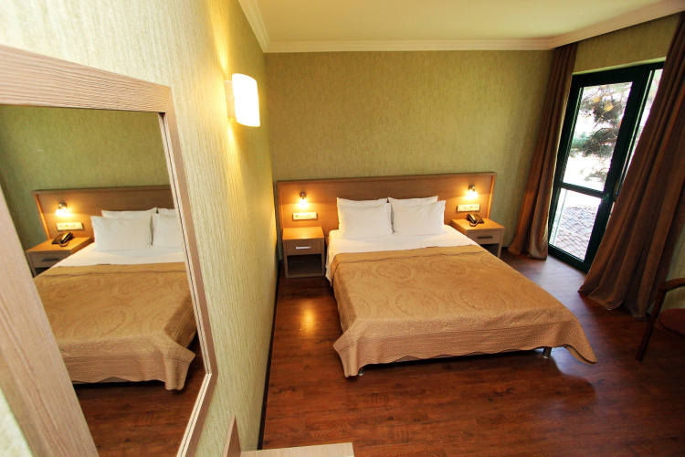 Batesta Hotel