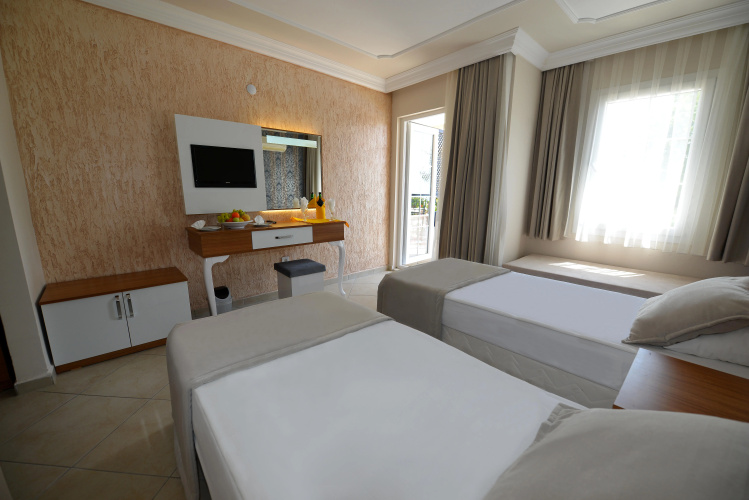 Nicholas Park Hotel