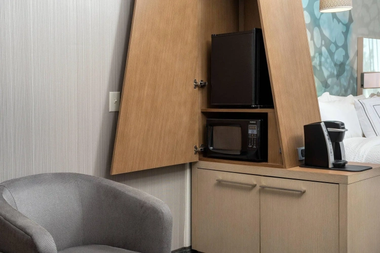 Standard Double room with city view