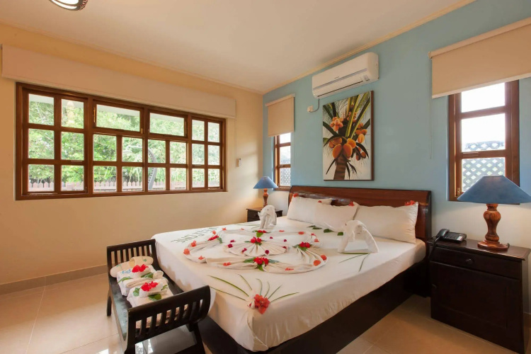 Le Relax Self-Catering