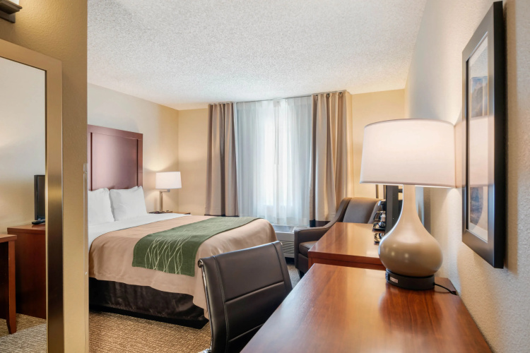 Comfort Suites Clackamas