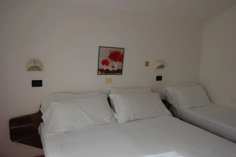 Hotel Flores