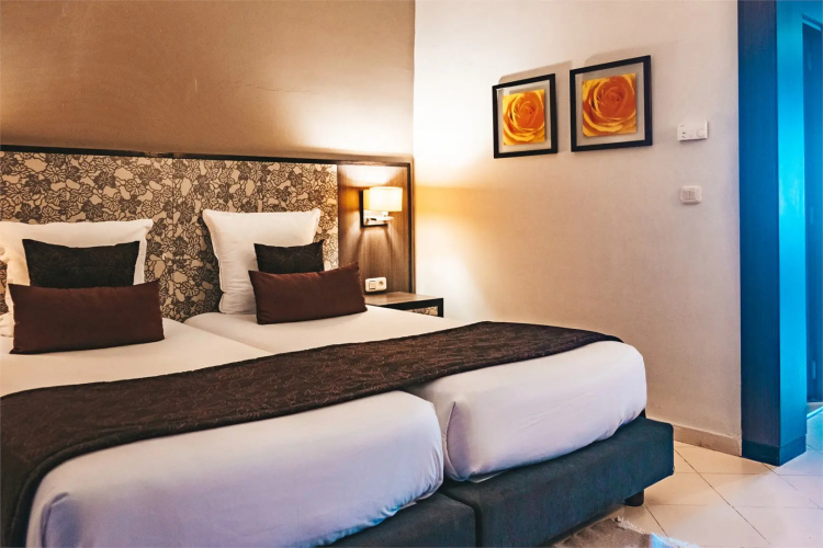 Standard Quadruple room with sea view