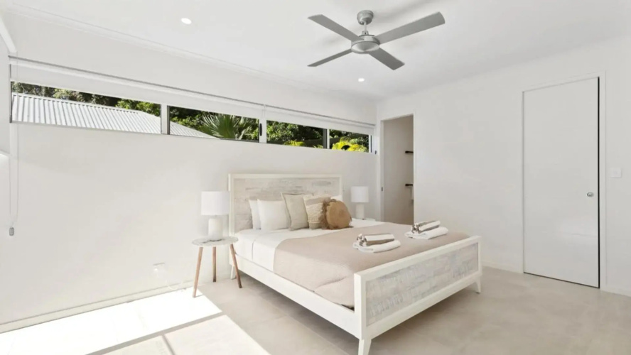 Coastal Vibes - Palm Cove