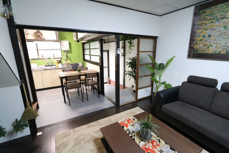 Guest House E-Nine
