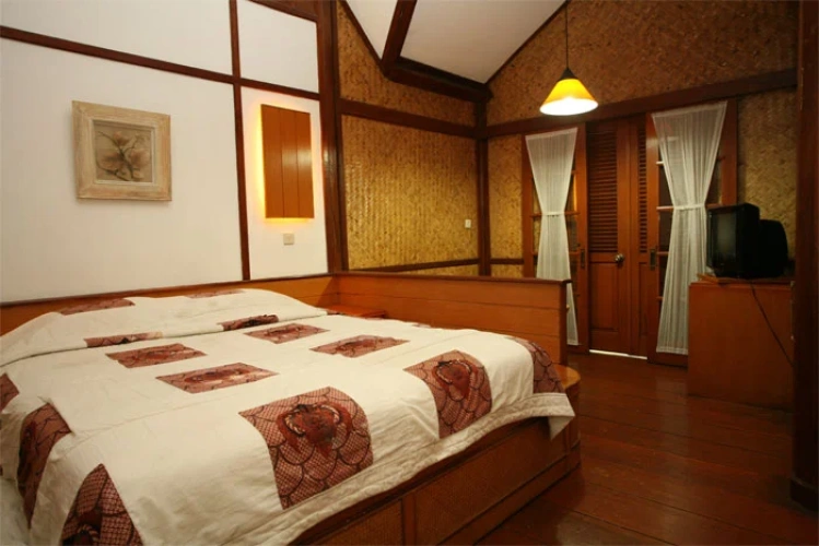 1-14 Bungalow