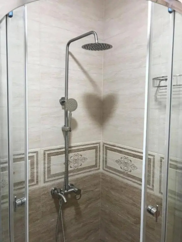 2-Zimmer Wohnung In Einem Wohnhaus