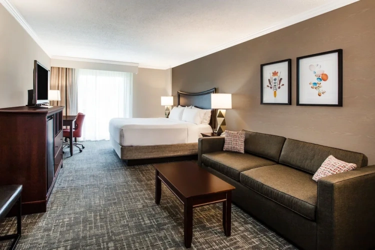 2 Bedrooms Suite