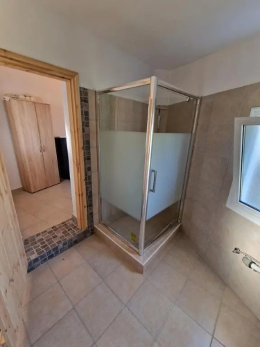 Aprosmeno Jacuzzi House 4