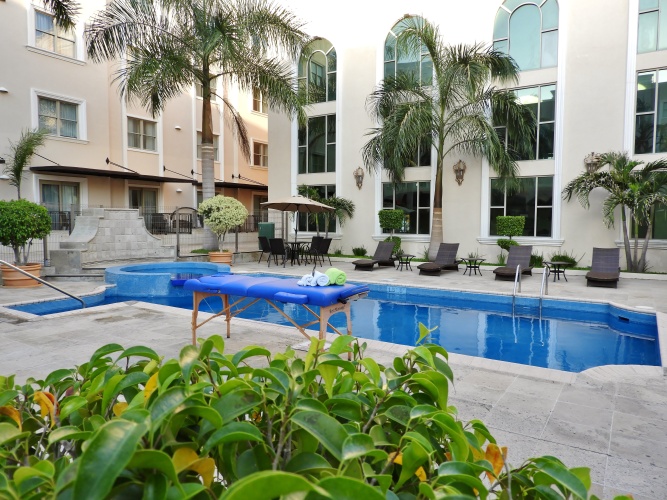 Holiday Inn Reynosa Zona Dorada photo 17