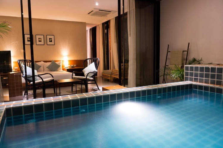 2 Bedrooms Suite with balcony