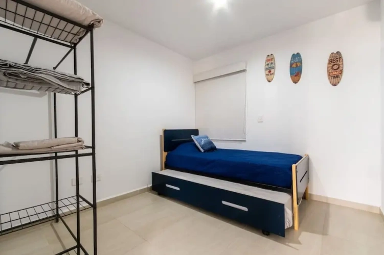 Comfort room