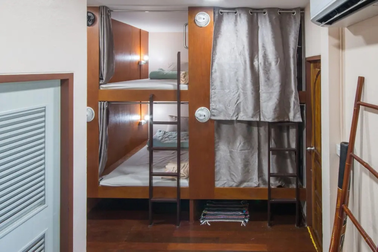 Coffee at Home Hostel - Adults Only