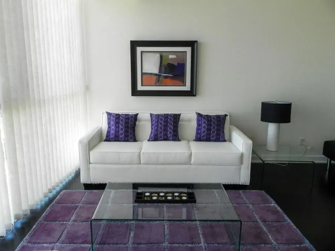 Pathway Luxury Suites - 4065 Brickstone