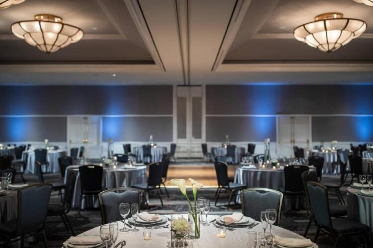 Renaissance Concourse Atlanta Airport HotelOver view