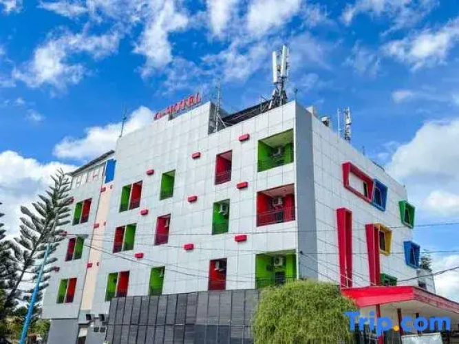 Q Hotel