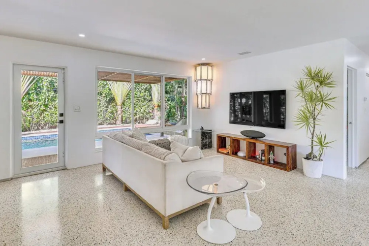 Tropical Backyard W/pool: 10 min From Miami Beach!