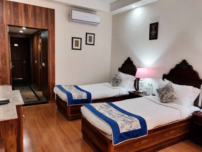 Deluxe Twin room