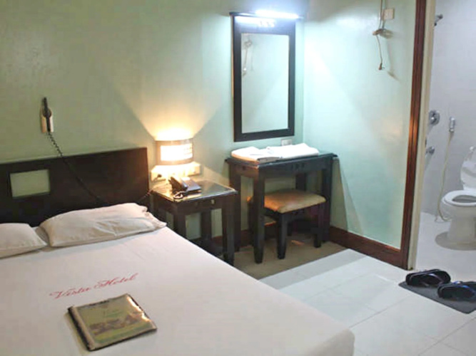 Vista Hotel Recto