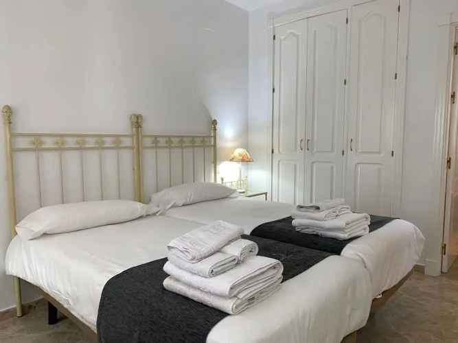 2 Bedroom With Pool View F-7