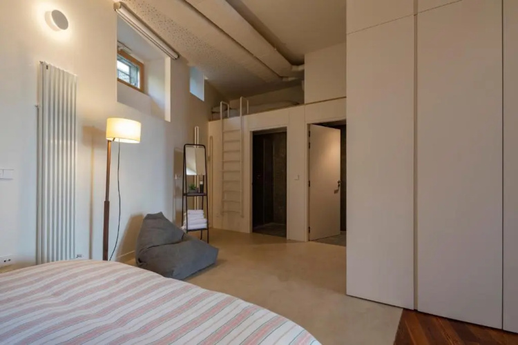 Olivo Apartment by Pris