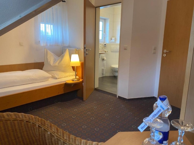 Standard Single room