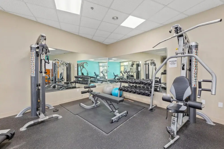 The Crescent 213 - Three Bedroom Condo