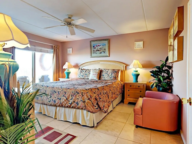 4400 Gulf Blvd Condo Unit 104