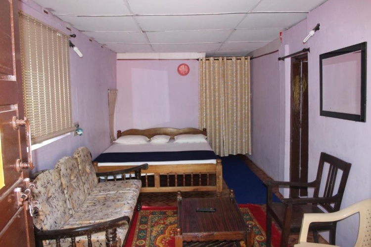 2 Bedrooms Villa