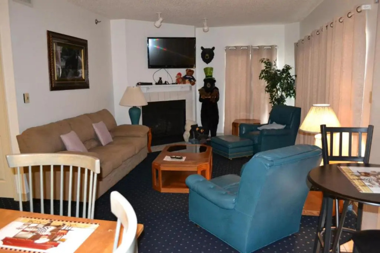 River Place Condos 410 3BD