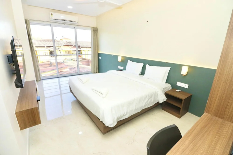 Swarnam Hotel
