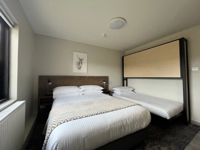 Swagman Chalet