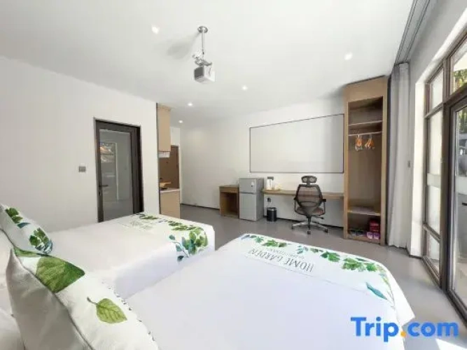 Standard Family room