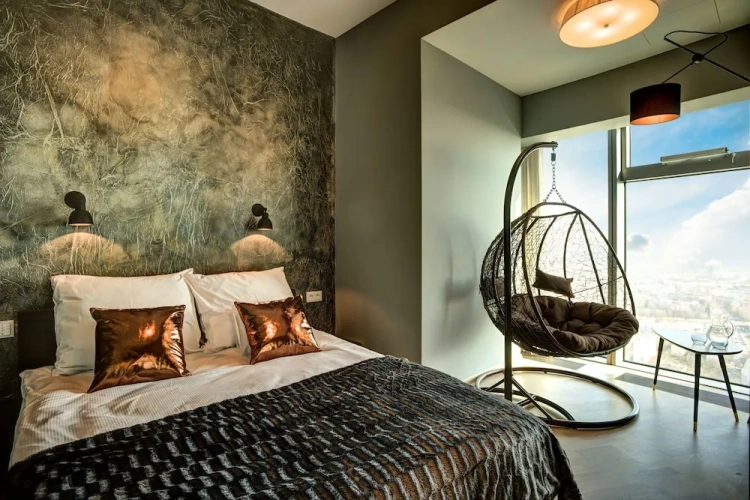 2 Bedrooms Suite with city view