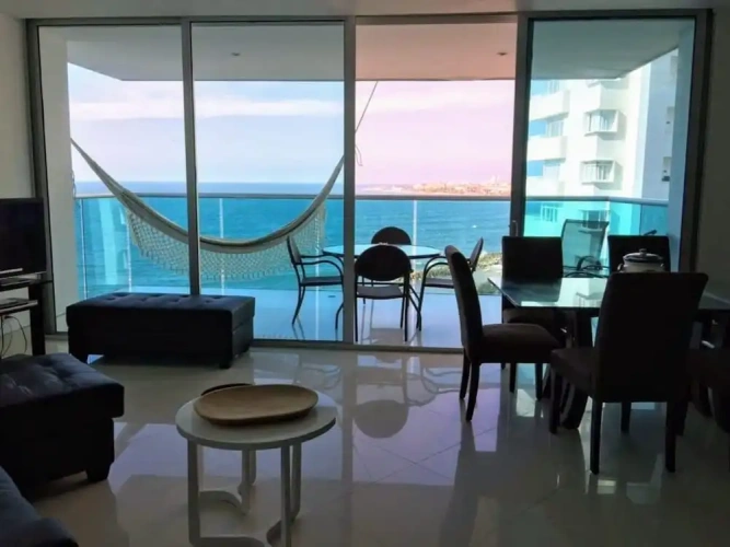 Deluxe Apartment with balcony
