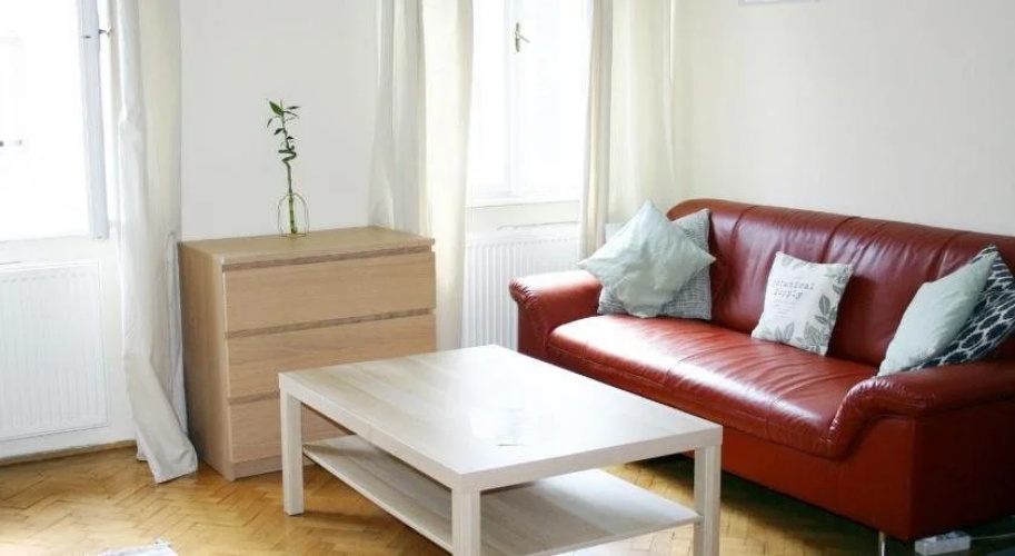 Honey Hostel