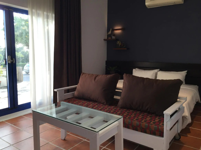 Relaxury Beach House