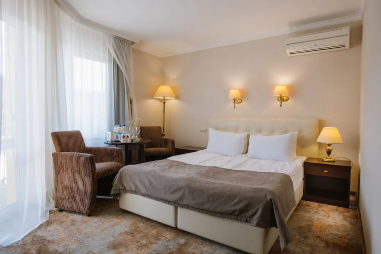 Kyivska Russ Hotel