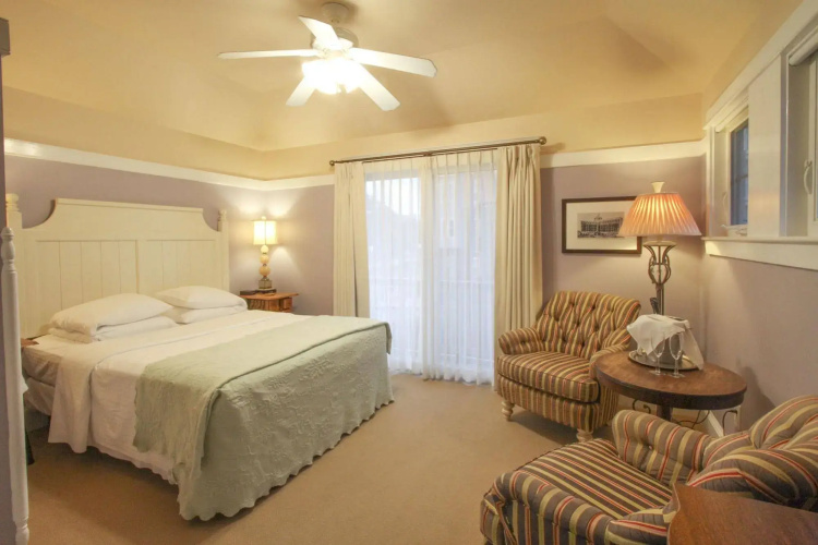 Beach Spa Bed and Breakfast