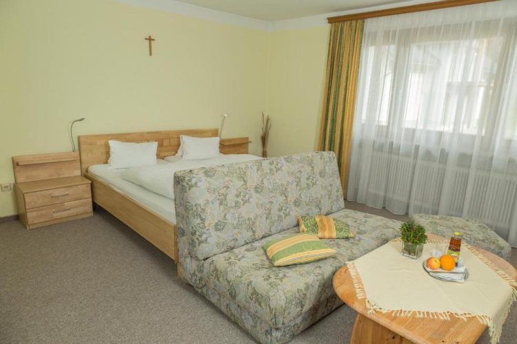 Standard Family room