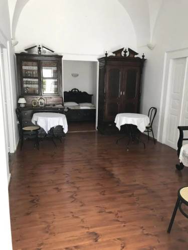 Marcos Rooms