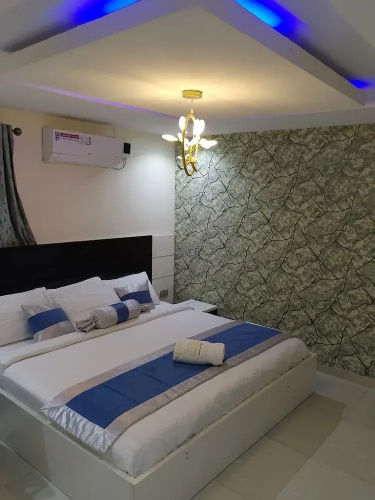 Appleville Suites