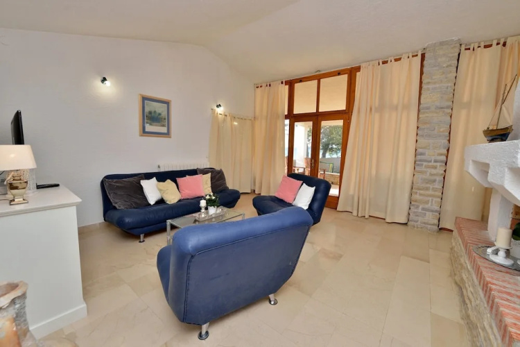 Villa Skoblar