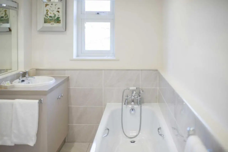 Benbow Holiday Cottages