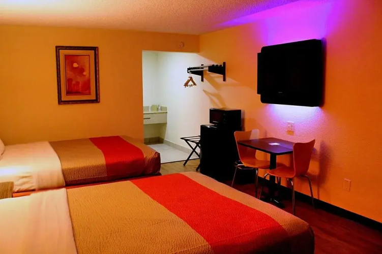 Econo Lodge