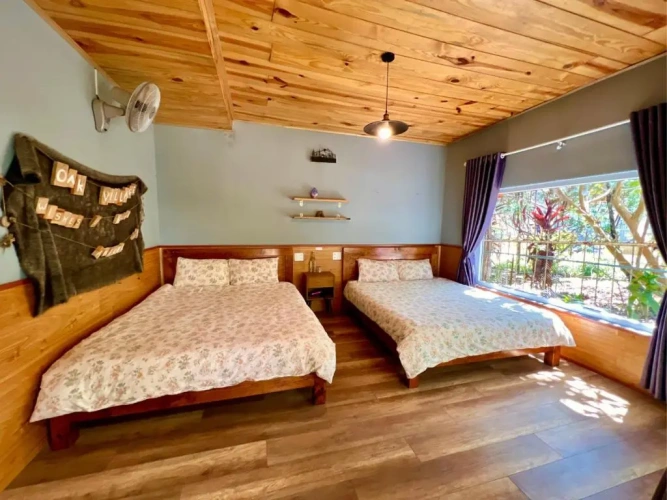 Standard Quadruple room with garden view