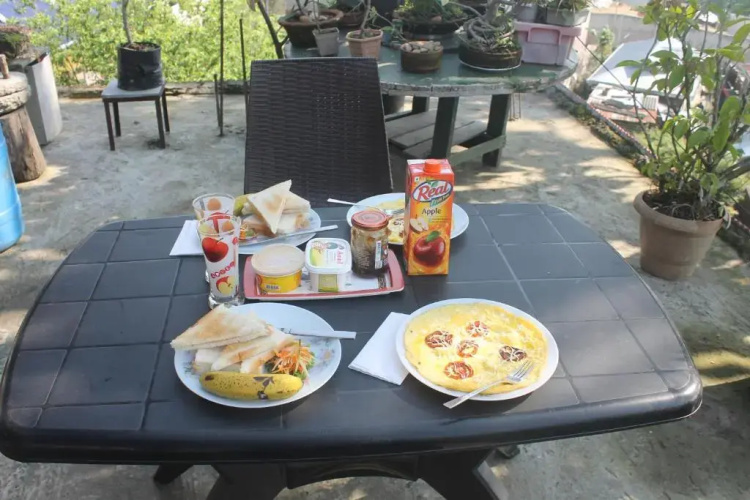 Mansarover Home Stay