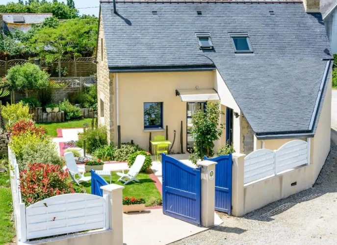 3 Bedrooms Cottage