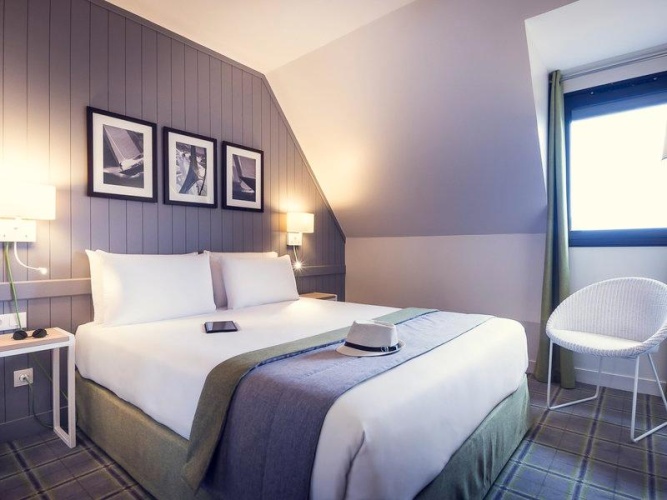 Standard Double room with balcony and with park view