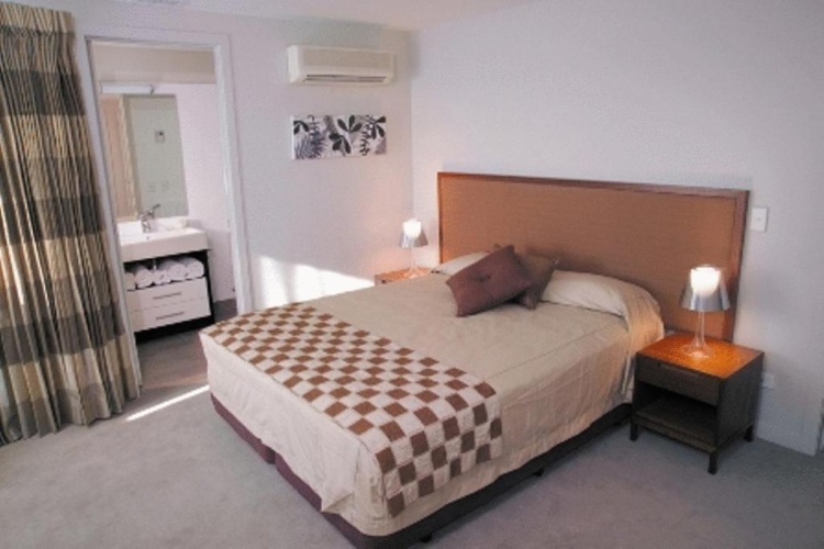 1 Bedroom Deluxe Suite with balcony